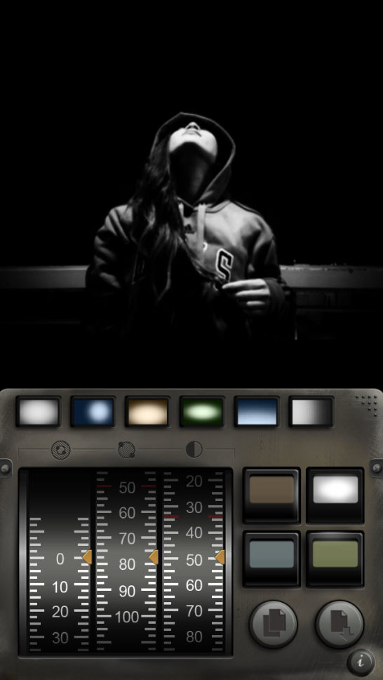 How To Create Incredible Black & White iPhone Photos