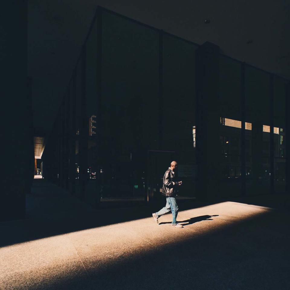 30 Incredible IPhone Photos Of Mysterious Intriguing Shadows 30-incredible-iphone-photos-of-mysterious-intriguing-shadows