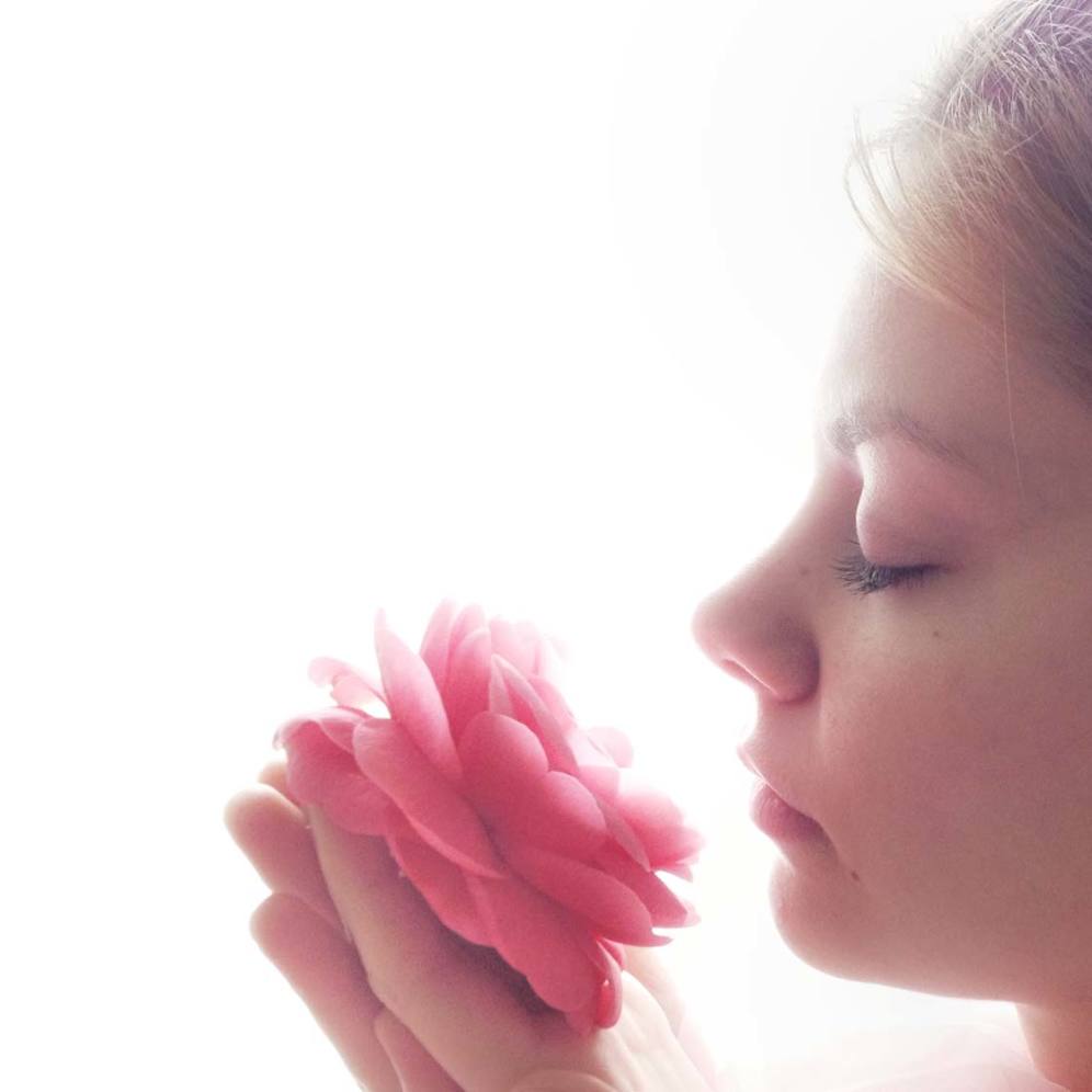 How To Find Great Backgrounds For Your iPhone Portrait Photos