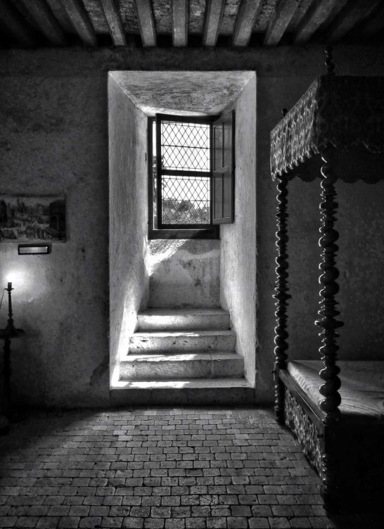 30 Incredible Night & Low Light iPhone Photos