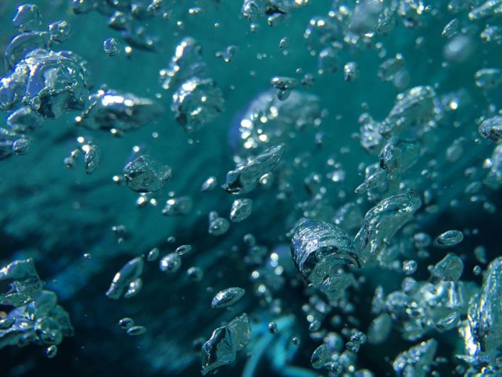 Take Great Underwater iPhone Photos With Watershot PRO Housing