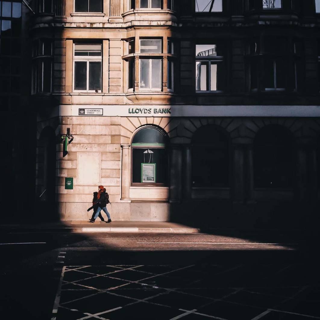 How To Overcome Your Fear Of iPhone Street Photography