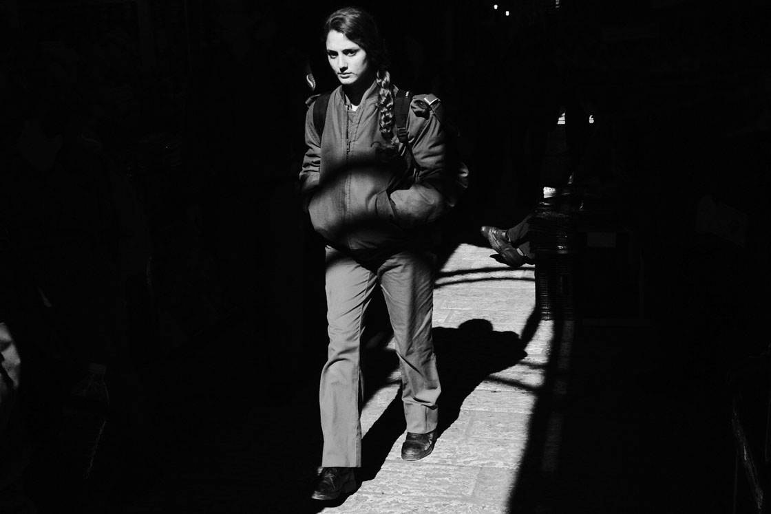 Black & White iPhone Street Photography 23 no script