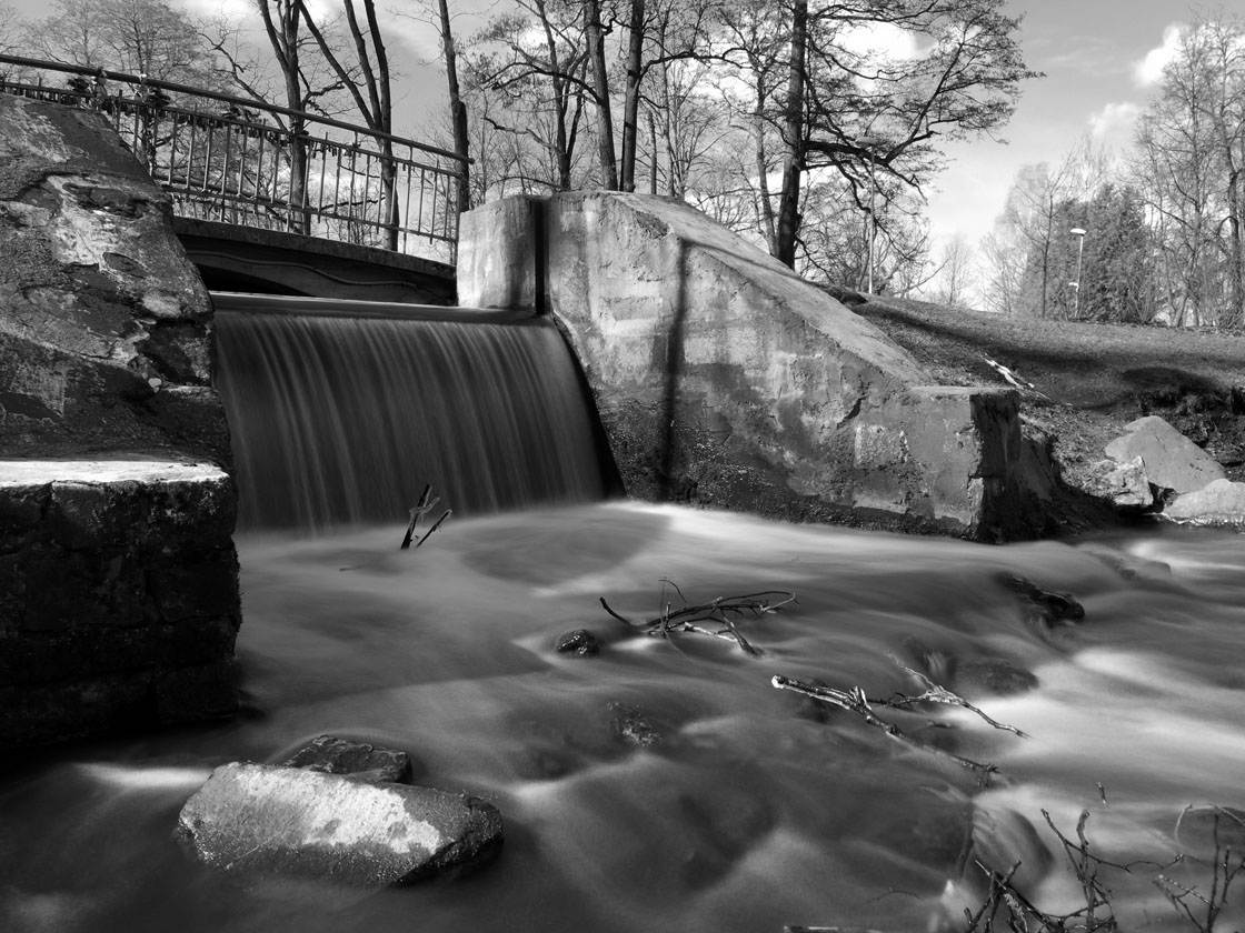 tripod-for-iphone-40