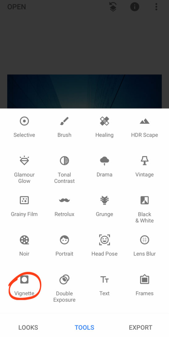 How To Use Black And White Editing To Create Magnificent iPhone Photos