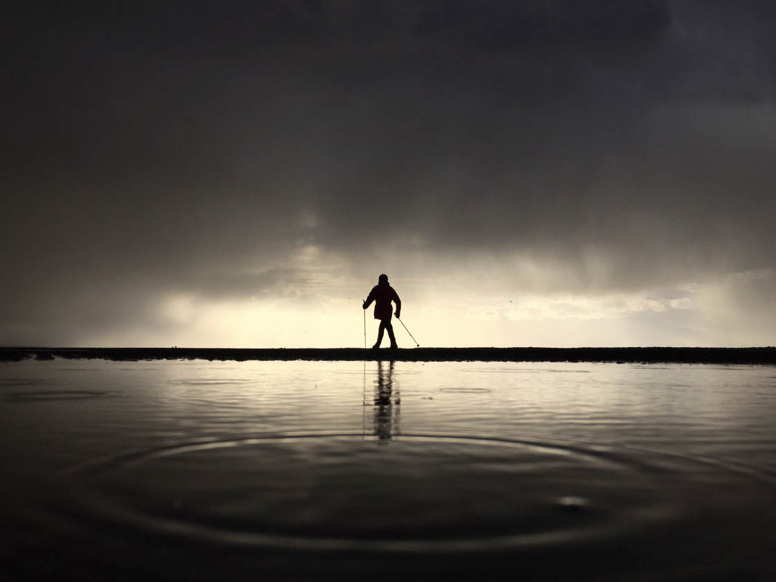 8 Quick Tips For Taking Stunning Silhouette iPhone Photos