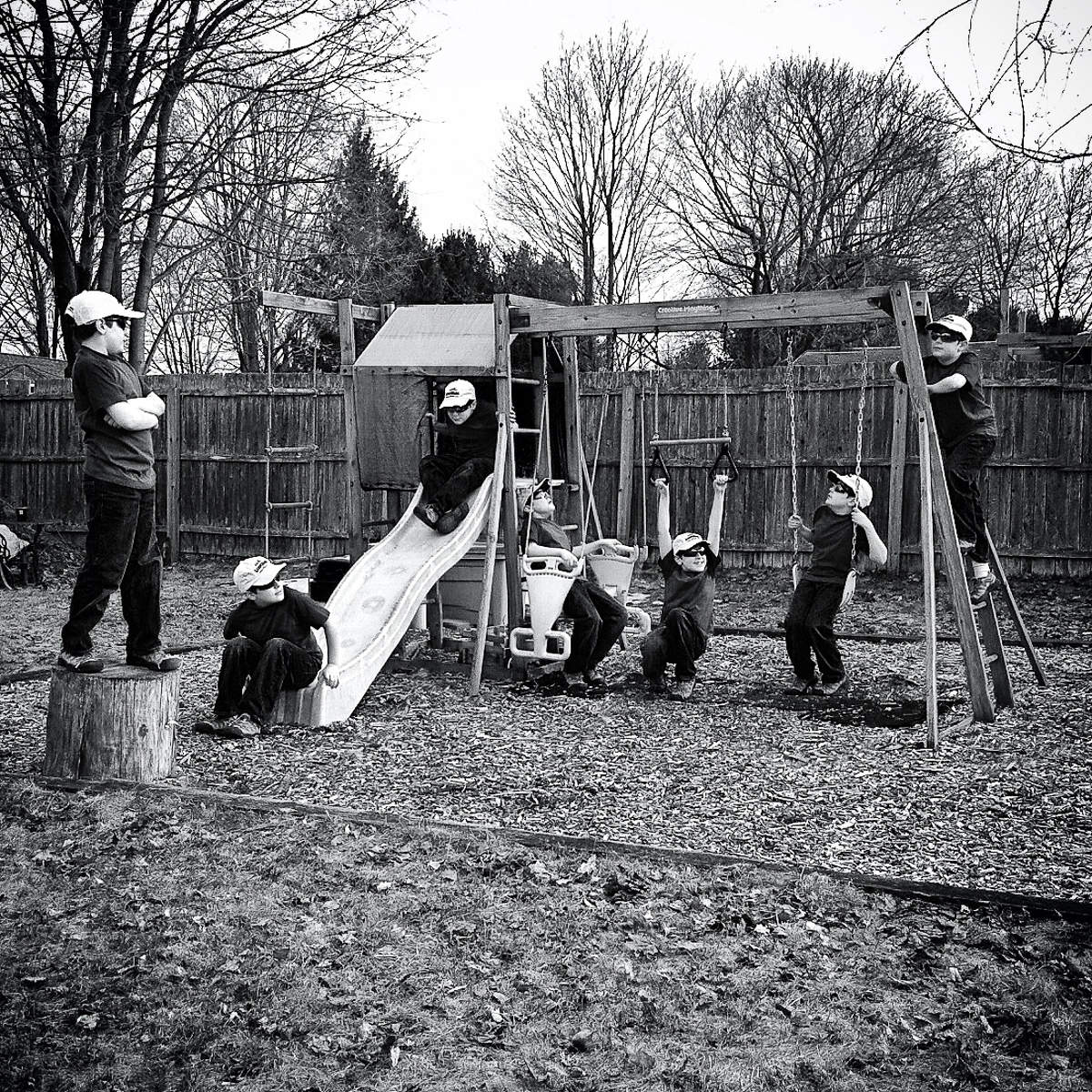 10 Amazing Special Effects Apps For Your iPhone Photos