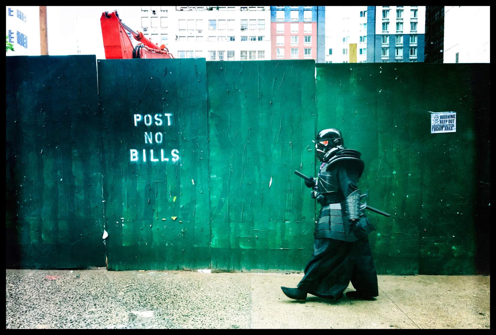 10 Tips For Powerful Storytelling Through Your iPhone Street Photography