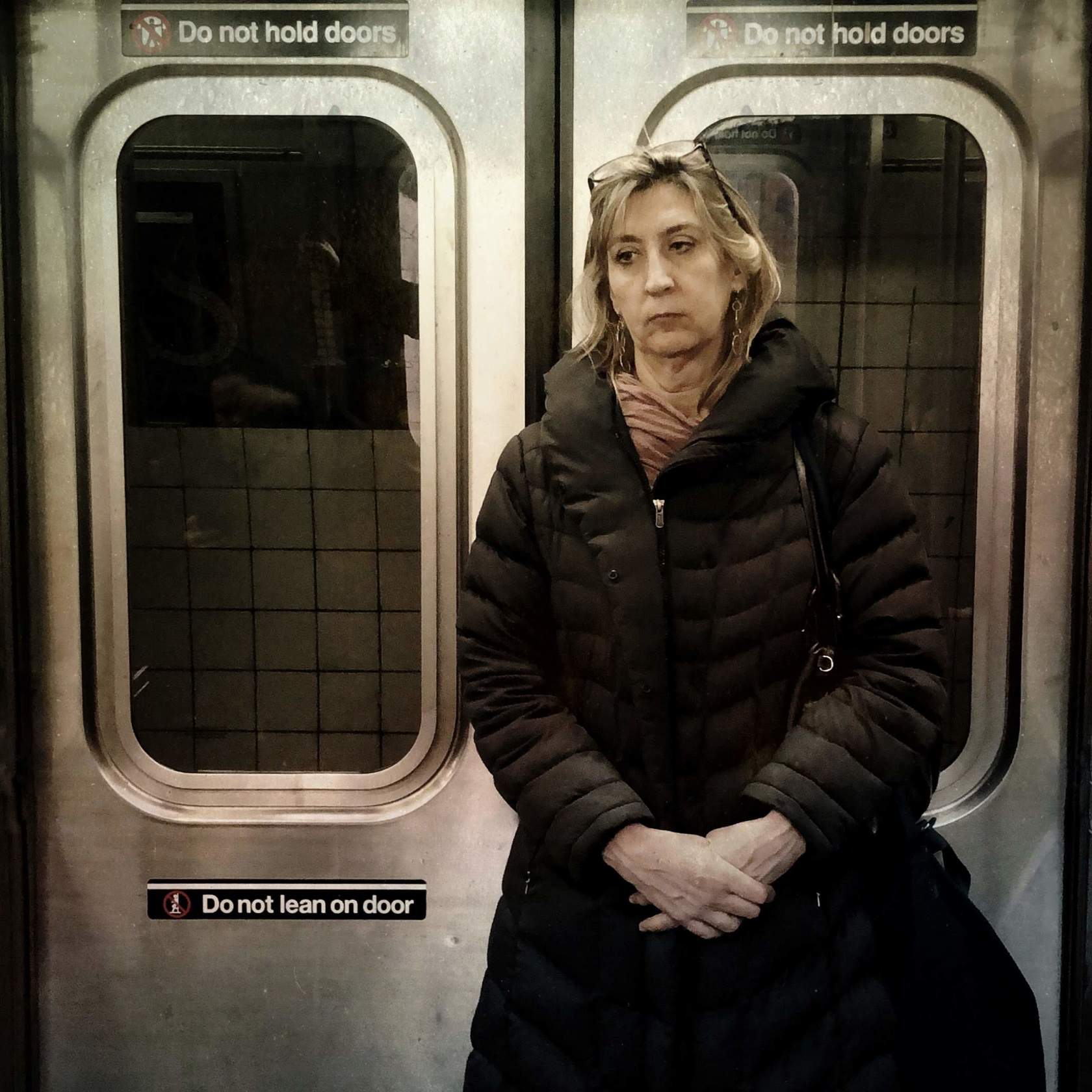 10 Tips For Powerful Storytelling Through Your iPhone Street Photography
