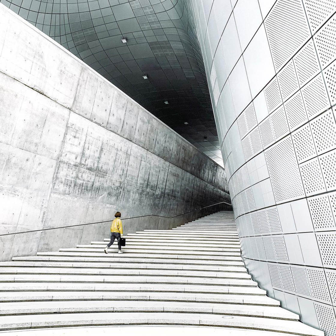 10 Secrets For Extraordinary Architecture Photography On iPhone