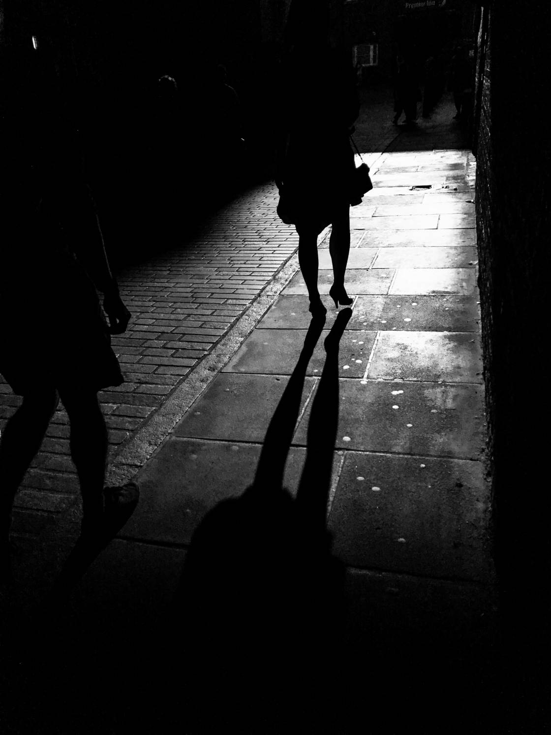 street photography shadows no script