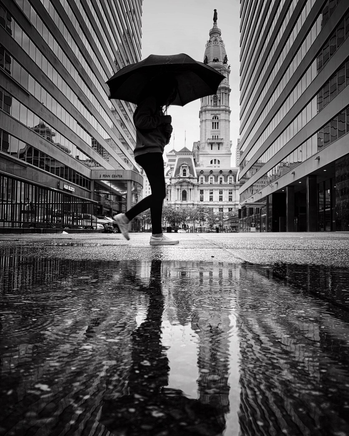 9 Tips For Amazing iPhone Street Photos In Bad Weather