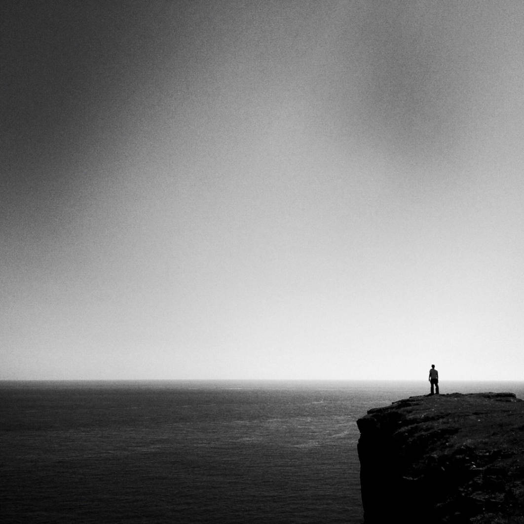 10 Tips For Creating Powerful Black & White iPhone Photos