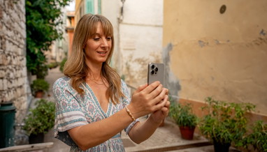 hannah taking a picture