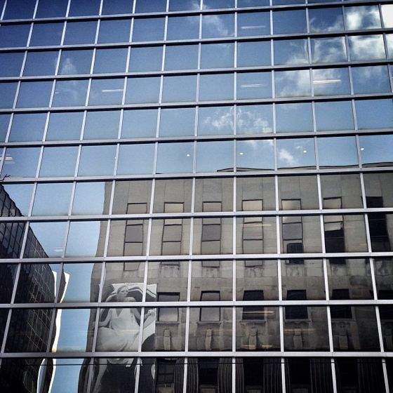 12 Examples of Using Reflections in iPhone Photography