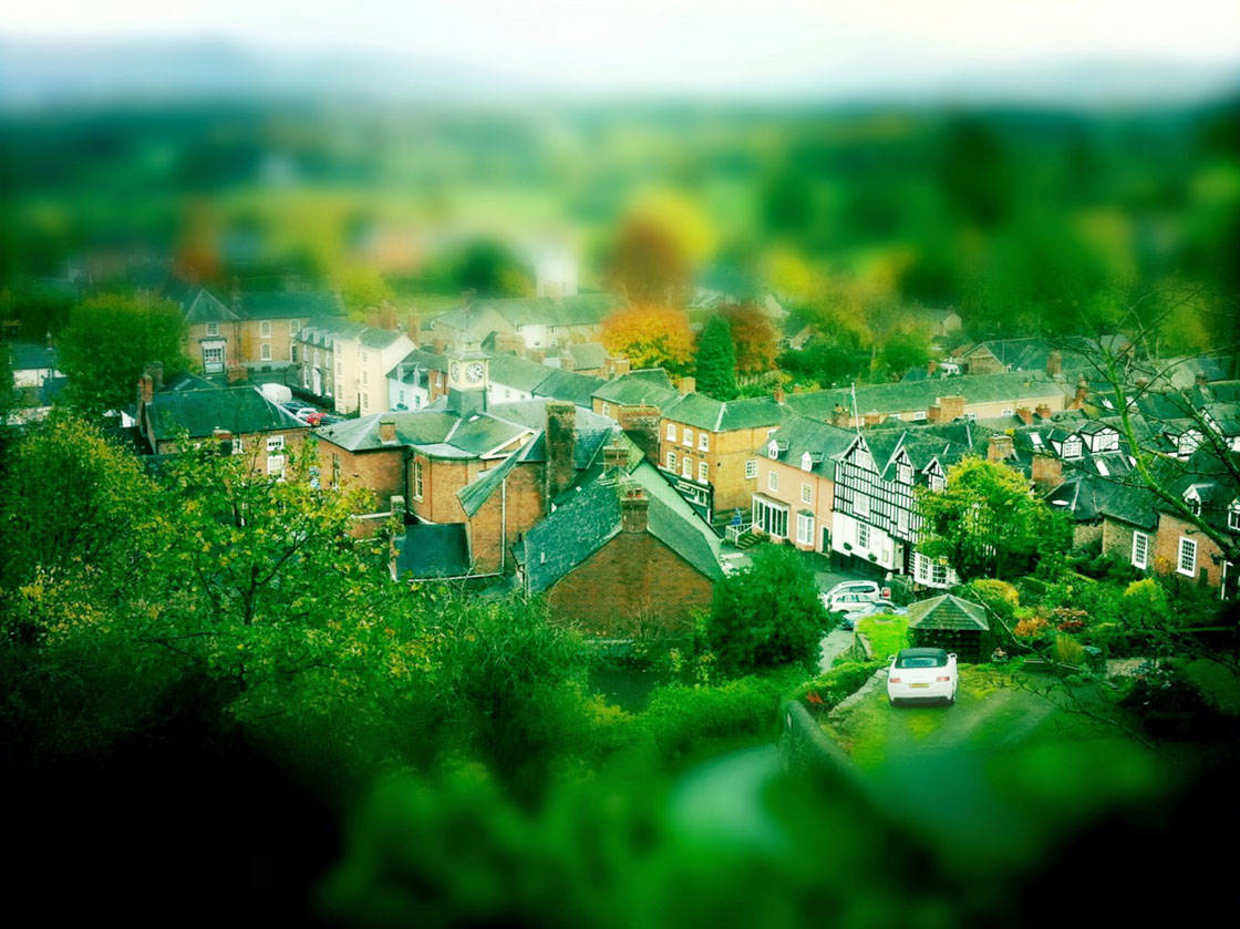 How to Create Tilt Shift Photos with iPhone? (Additional Method Included) -  Fotor's Blog