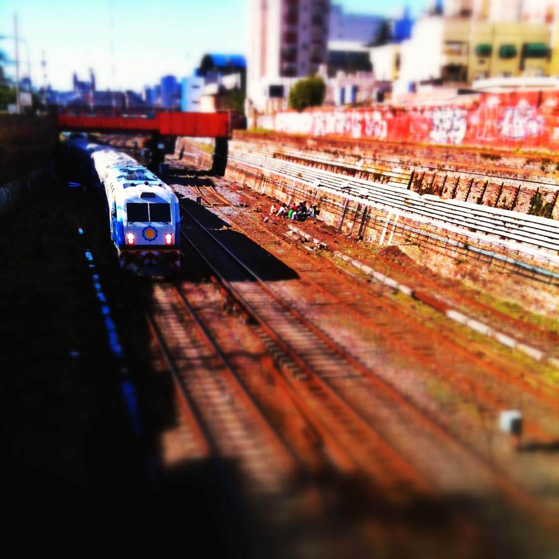 iPhone Photos Tiltshift 18 no script