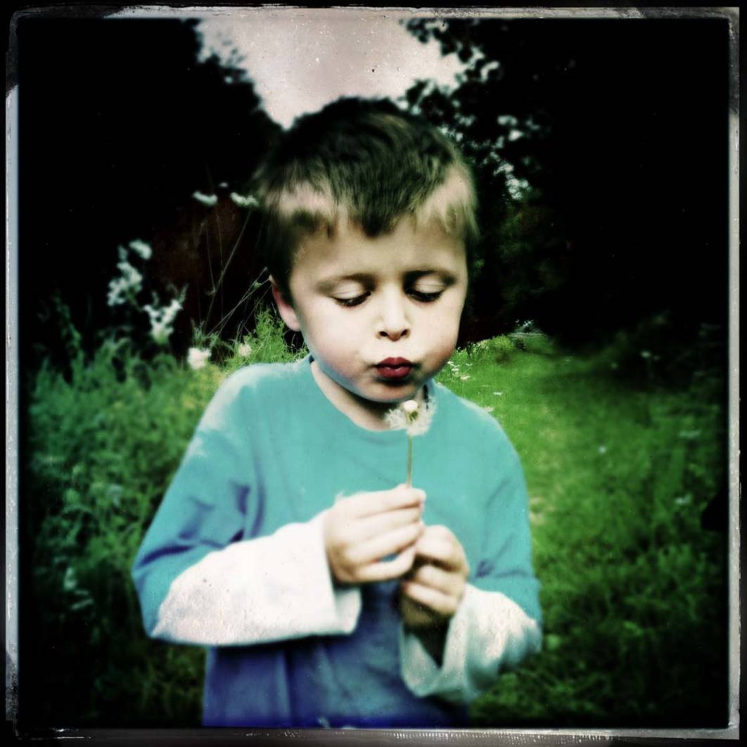 How To Use TinType App To Create Beautiful Vintage iPhone Photos