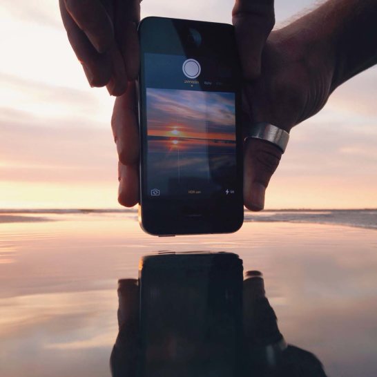 How Jaap Erkelens Takes Stunning Reflection Photos With His iPhone