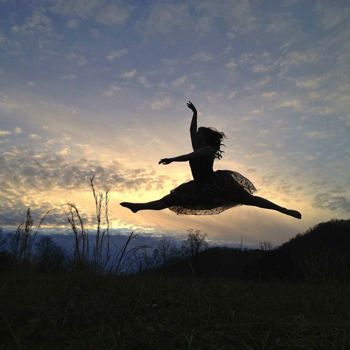 8 Quick Tips For Taking Stunning Silhouette iPhone Photos